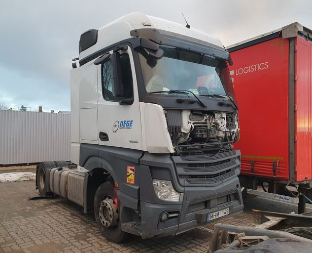 2018 Mercedes Benz Actros MP4 EURO 6 breaking for parts