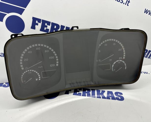 Mercedes Benz Actros MP4 instrument cluster