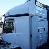 Mercedes Benz Actros MP4 Stream space cab