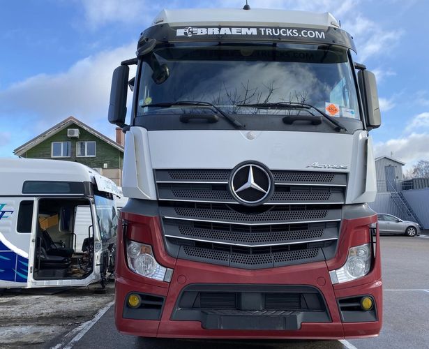 2014 Mercedes Benz Actros MP4 EURO6 breaking for parts