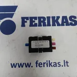Mercedes Benz MB antenna splitter GPS - A0048209075